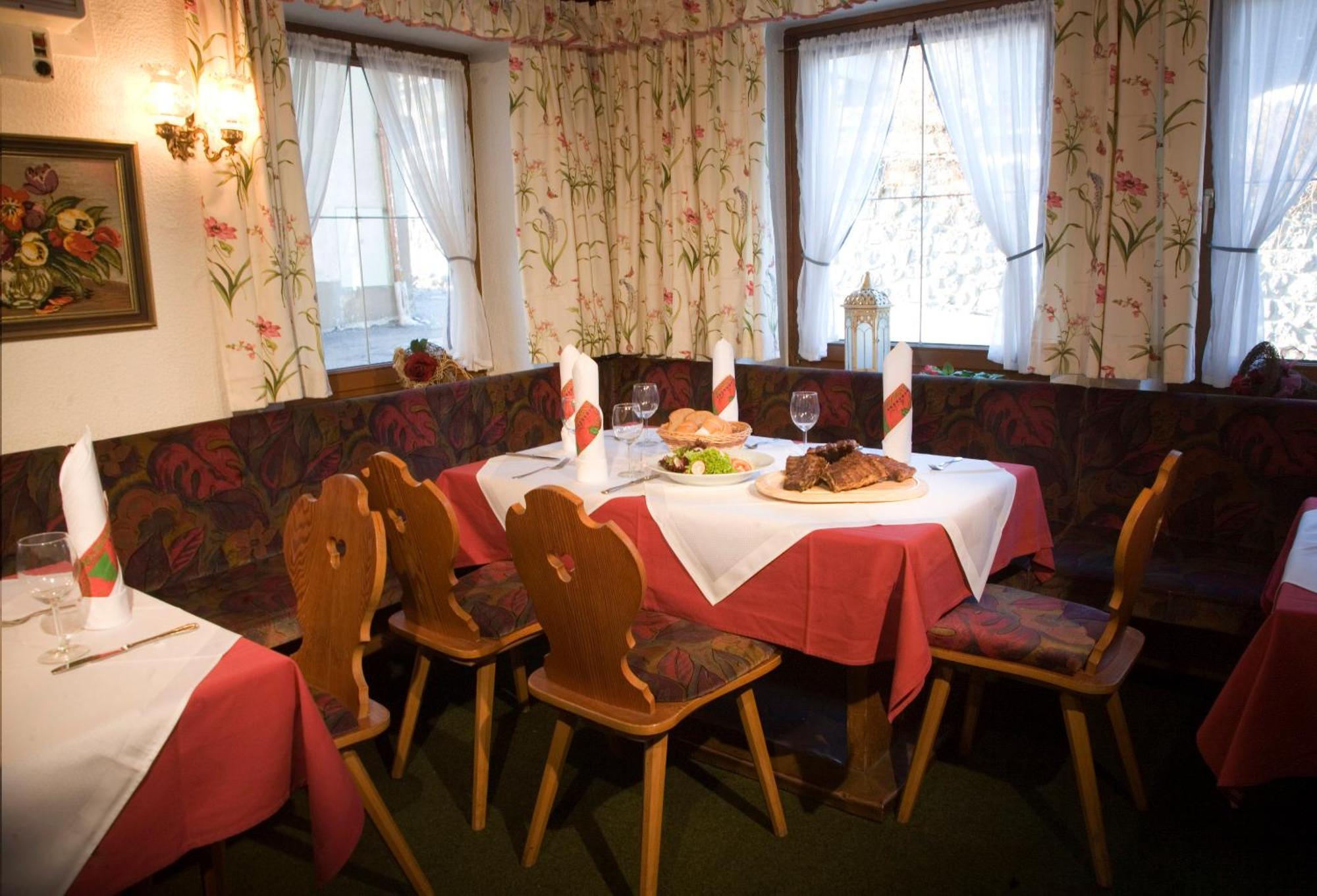 Hotel Vomperhof Εξωτερικό φωτογραφία